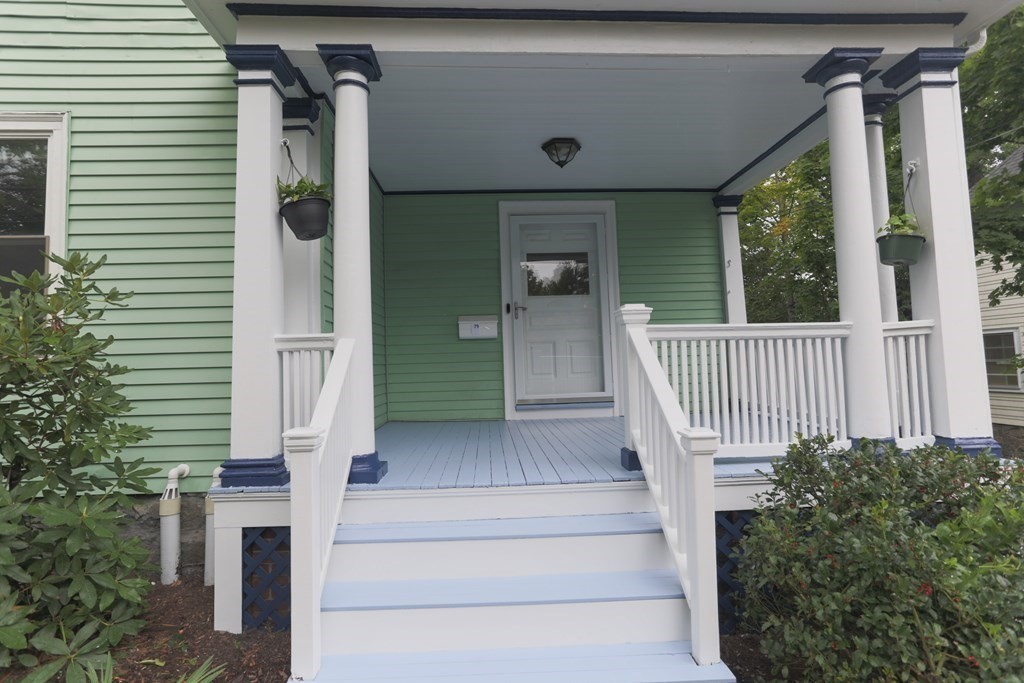 3 bed, 1 bath apartment for rent at 79 Jason St Unit 79, Arlington — photo 1 of 32