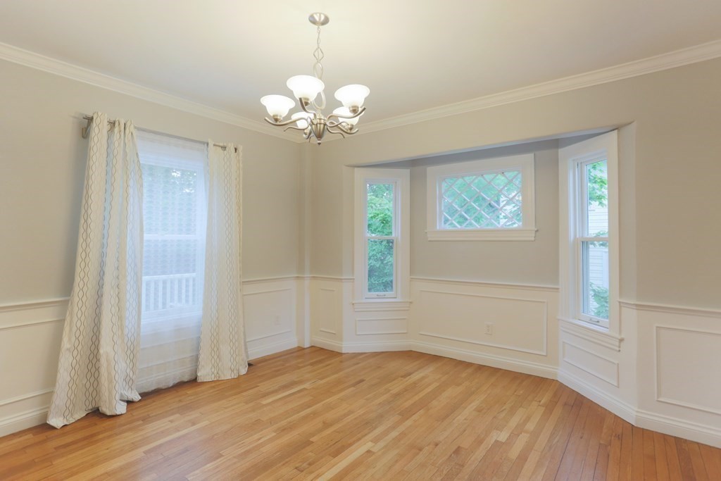 3 bed, 1 bath apartment for rent at 79 Jason St Unit 79, Arlington — photo 10 of 32