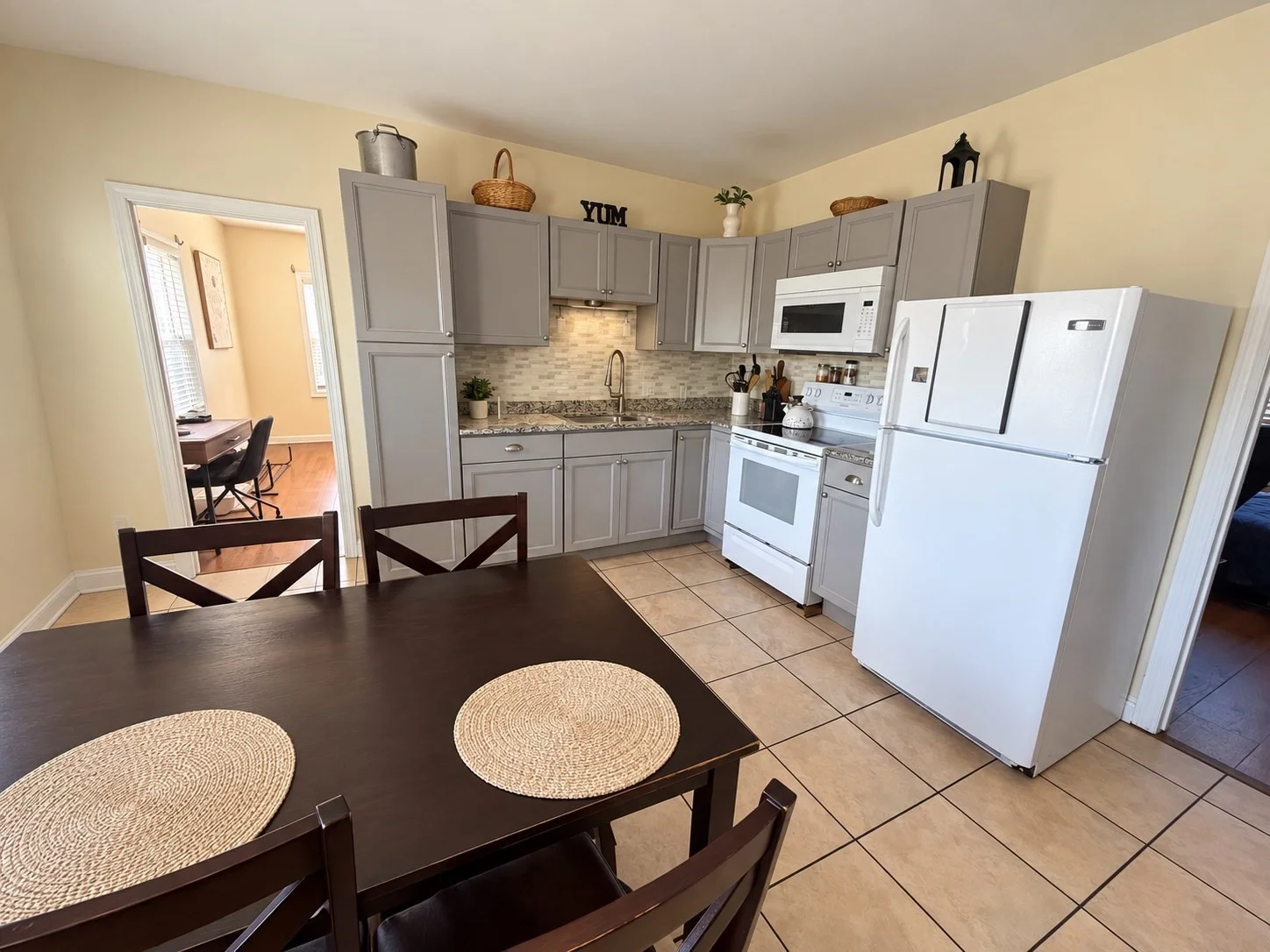 2 bed, 1 bath apartment for rent at 79 Kilmer Ave Unit 2, Taunton — photo 2 of 12