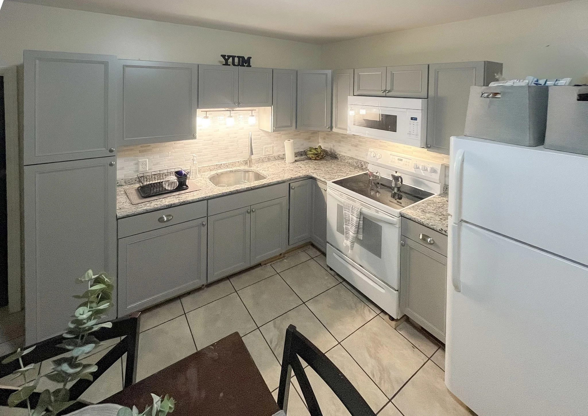 2 bed, 1 bath apartment for rent at 79 Kilmer Ave Unit 2, Taunton — photo 3 of 12