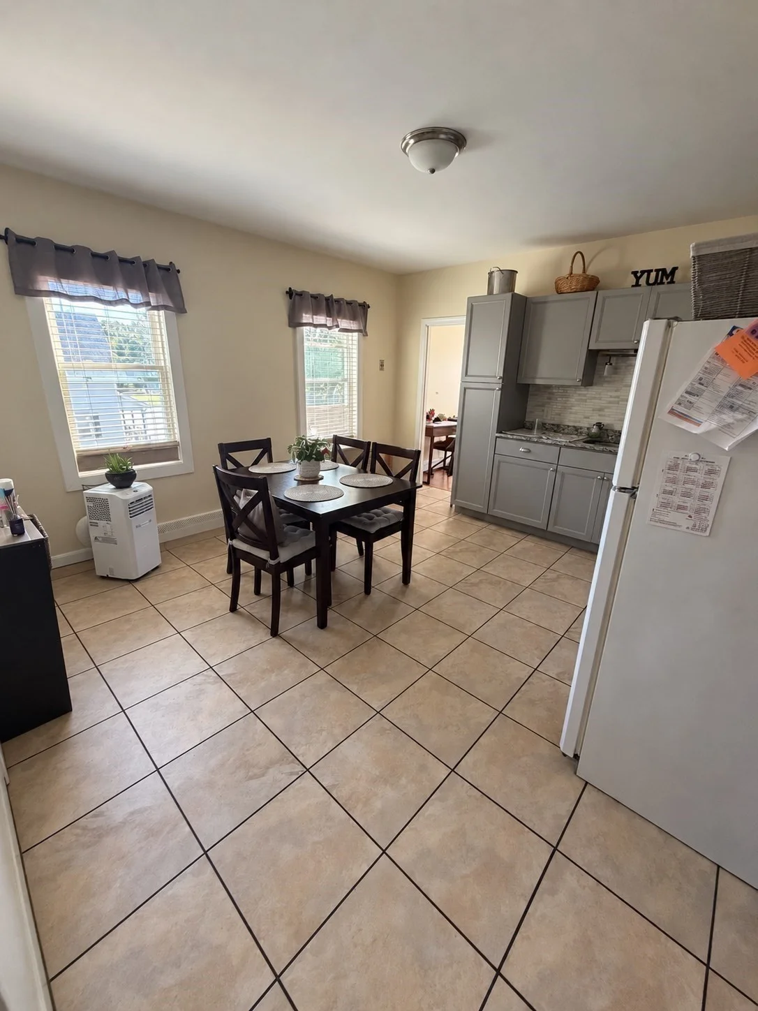 2 bed, 1 bath apartment for rent at 79 Kilmer Ave Unit 2, Taunton — photo 4 of 12