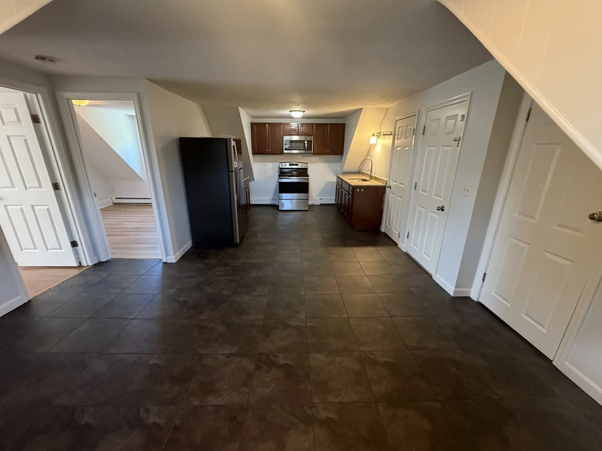 2 bed, 1 bath apartment for rent at 79 Kilmer Ave Unit 3, Taunton — photo 2 of 10