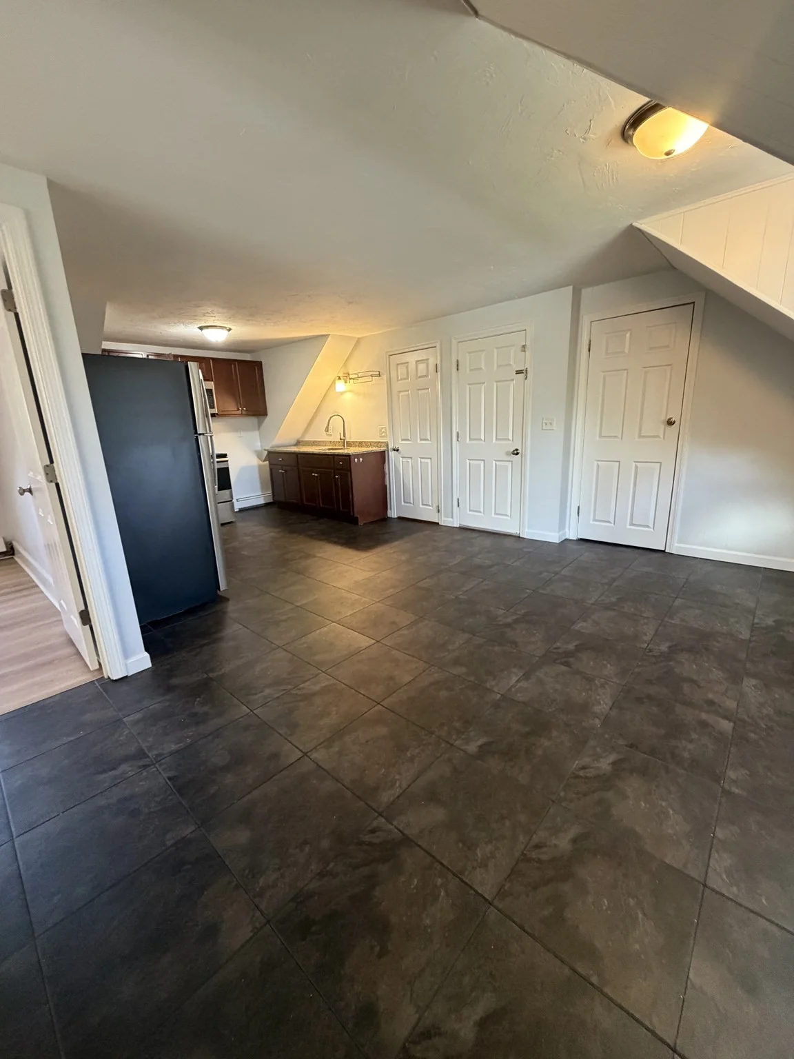 2 bed, 1 bath apartment for rent at 79 Kilmer Ave Unit 3, Taunton — photo 4 of 10