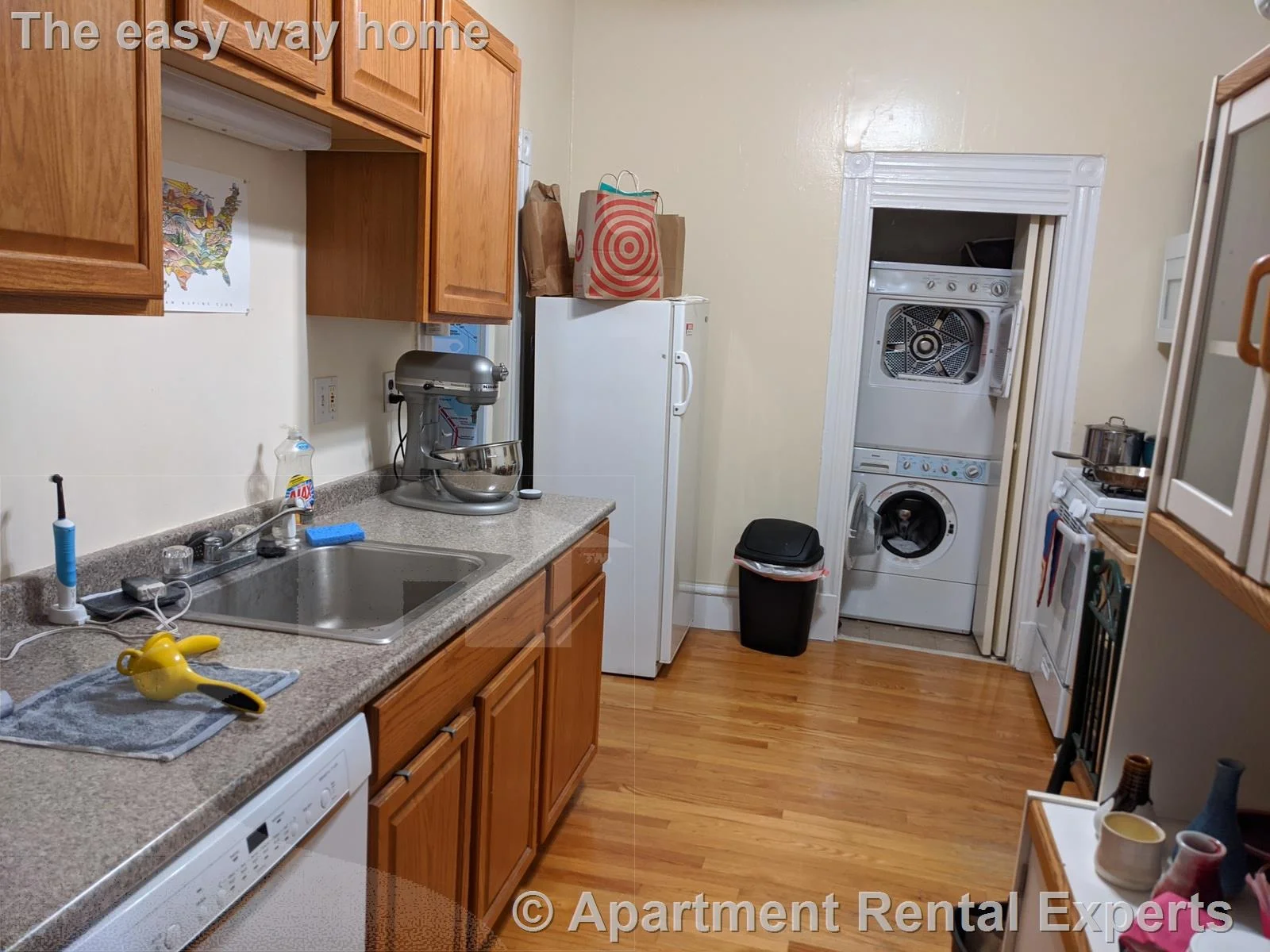 1 bed, 1 bath apartment for rent at 79 Kinnaird St, Central Square — photo 1 of 11
