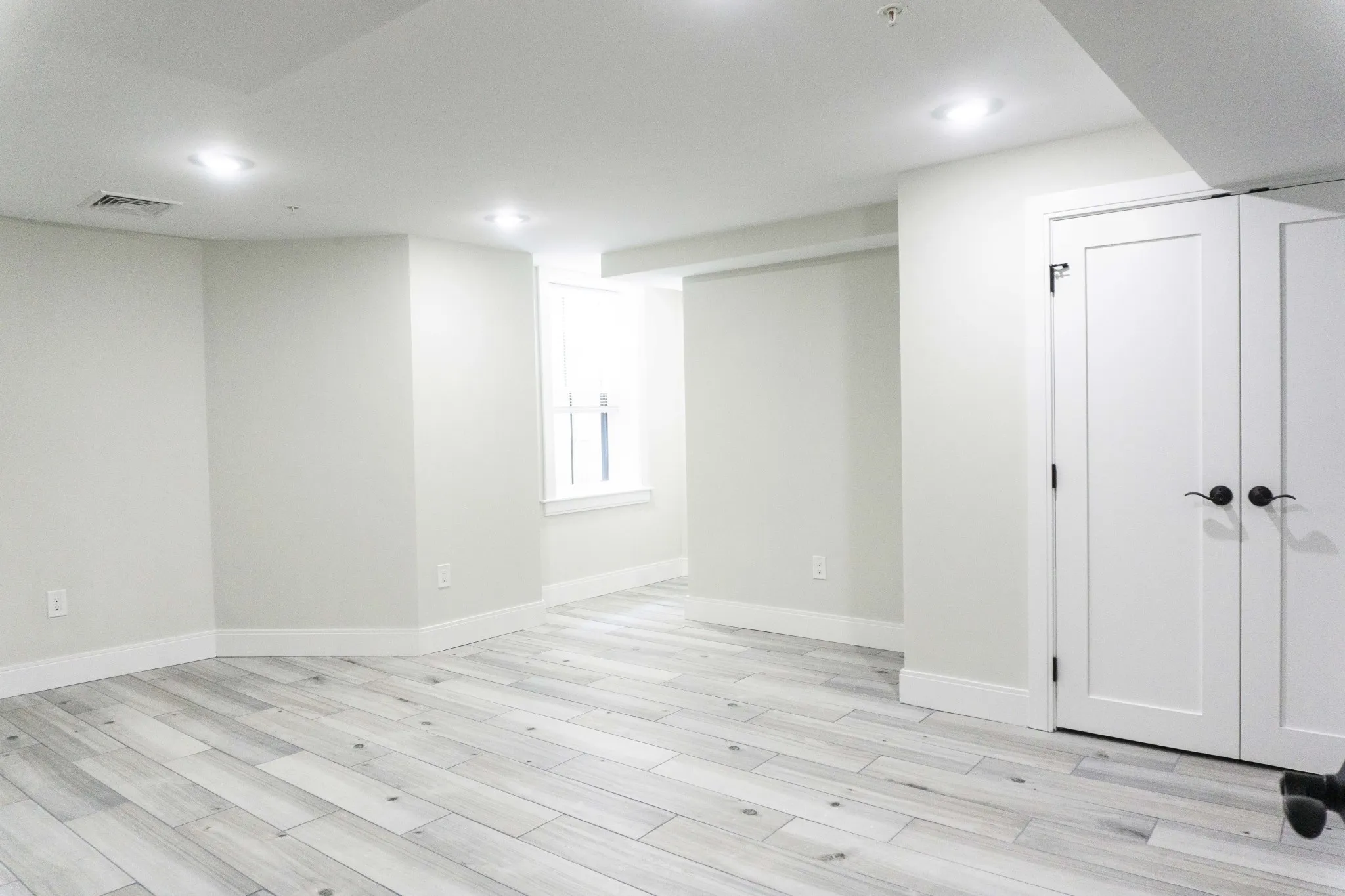 3 bed, 2.5 bath apartment for rent at 79 Linden St Unit 01, Brighton — photo 6 of 11