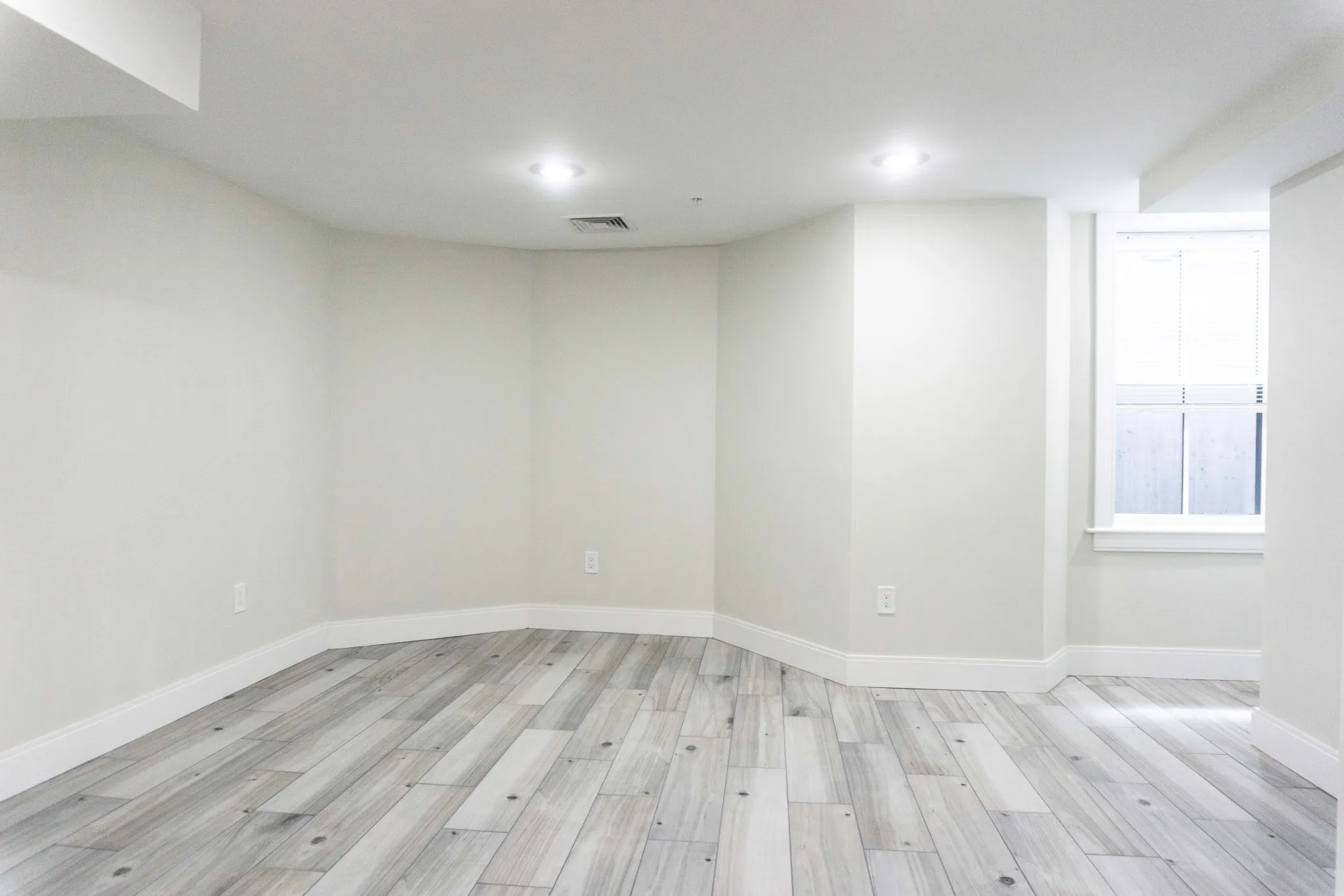 3 bed, 2.5 bath apartment for rent at 79 Linden St Unit 01, Brighton — photo 7 of 11