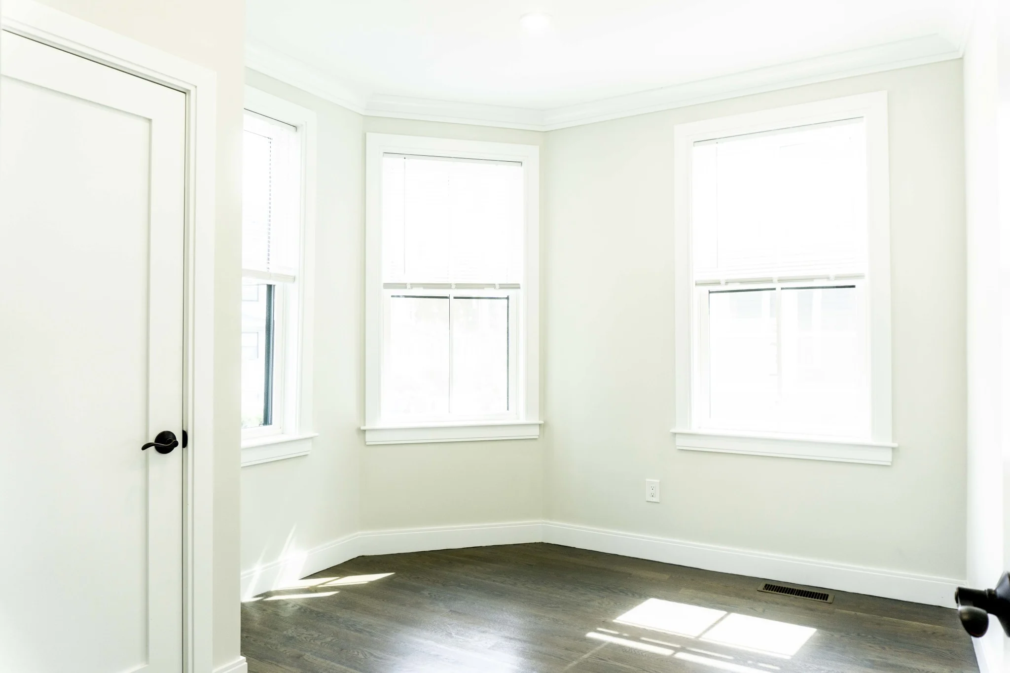 3 bed, 2.5 bath apartment for rent at 79 Linden St Unit 1, Brighton — photo 6 of 8