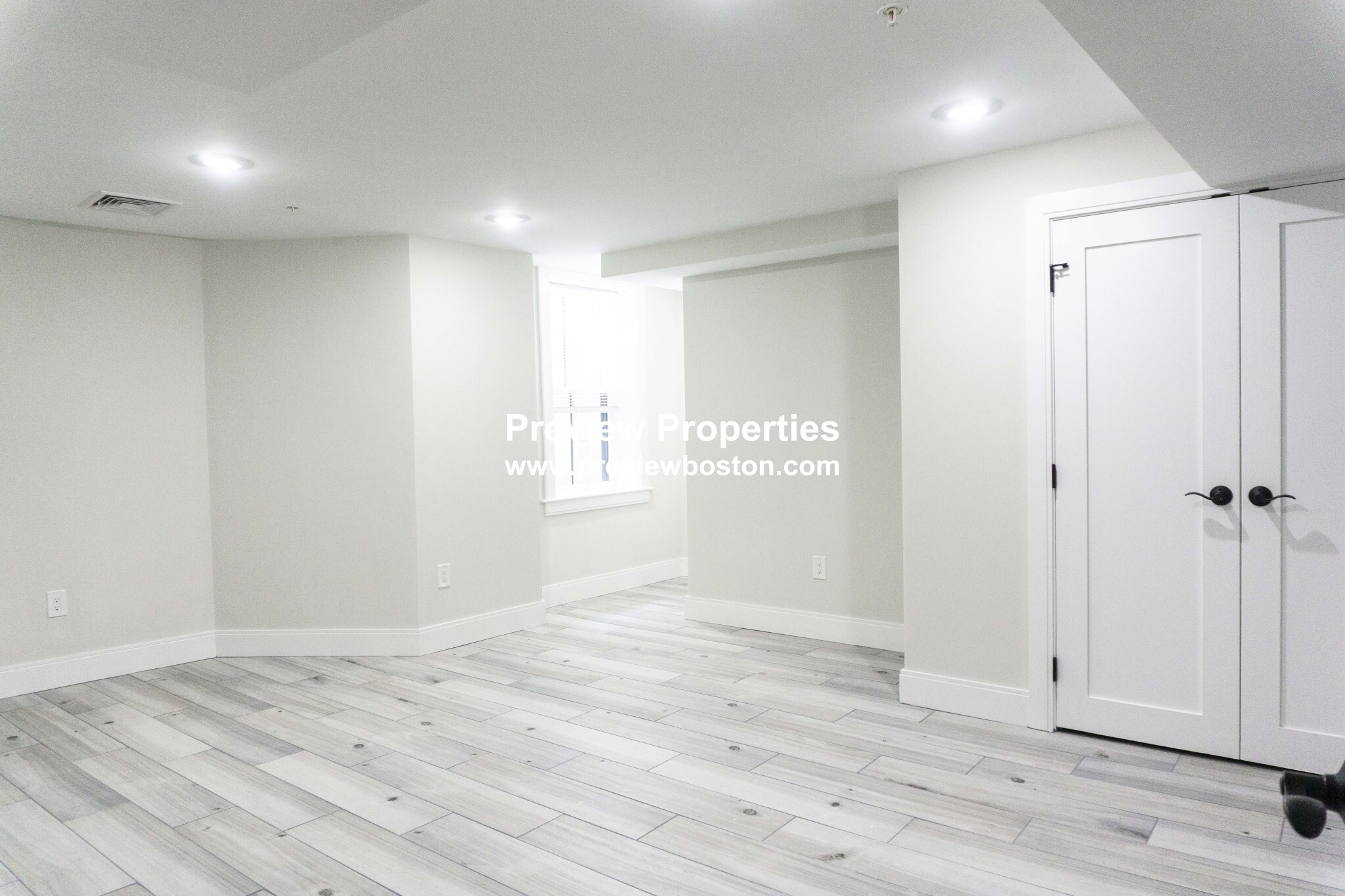 3 bed, 2.5 bath apartment for rent at 79 Linden St Unit 1P, Allston — photo 2 of 9