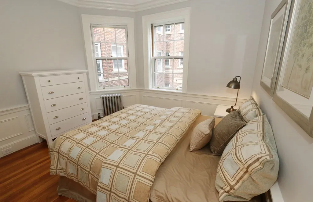2 bed, 1 bath apartment for rent at 79 Martin St Unit 21, Neighborhood Nine — photo 6 of 8