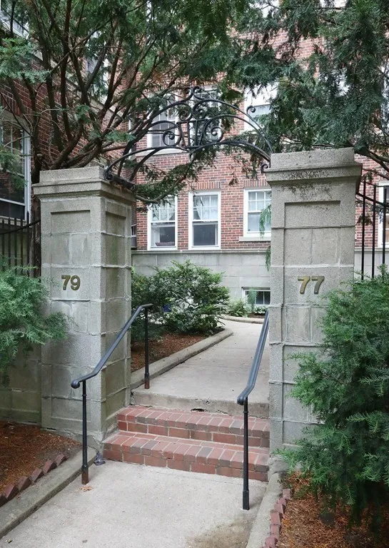 2 bed, 1 bath apartment for rent at 79 Martin St Unit 21, Neighborhood Nine — photo 7 of 8