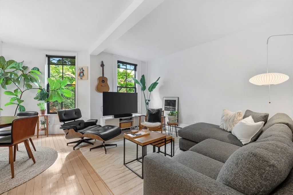 1 bed, 1 bath apartment for rent at 79 Montgomery St Unit 2, South End — photo 5 of 22