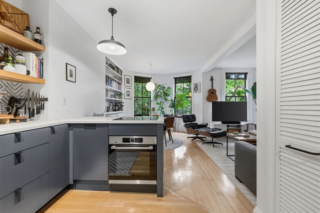 1 bed, 1 bath apartment for rent at 79 Montgomery St Unit 2, South End — photo 3 of 22
