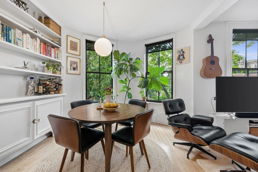 1 bed, 1 bath apartment for rent at 79 Montgomery St Unit 2, South End — photo 4 of 22