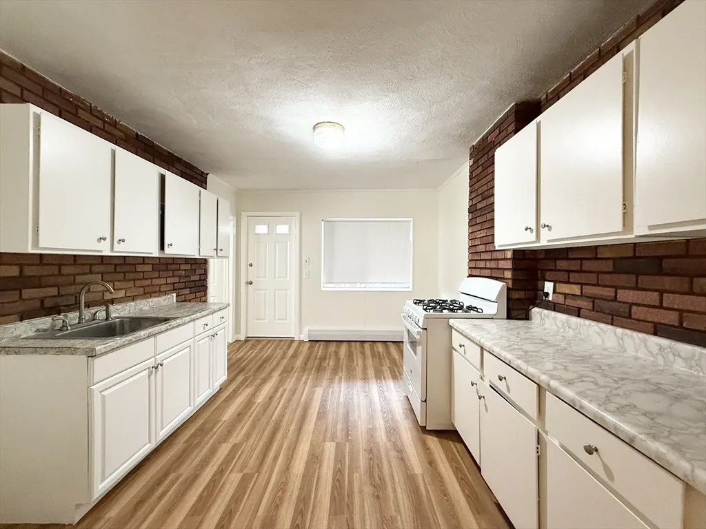 2 bed, 1 bath apartment for rent at 79 Morris St Unit 3, East Boston — photo 5 of 23