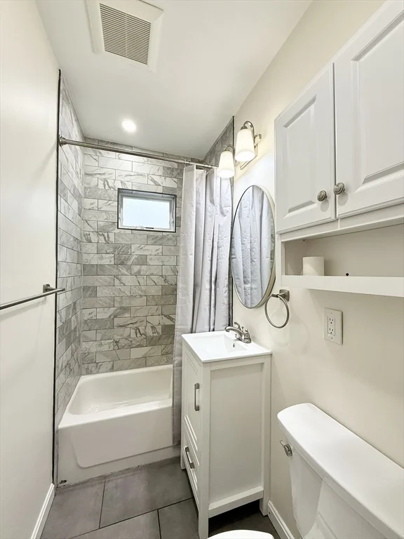 2 bed, 1 bath apartment for rent at 79 Morris St Unit C, East Boston — photo 14 of 25