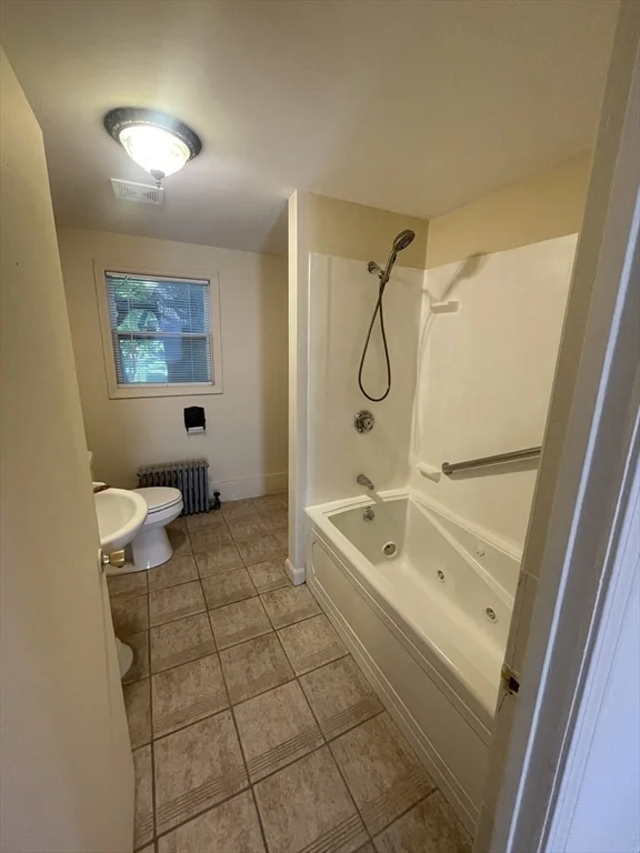 4 bed, 2 bath apartment for rent at 79 N Warren Ave, Brockton — photo 9 of 12