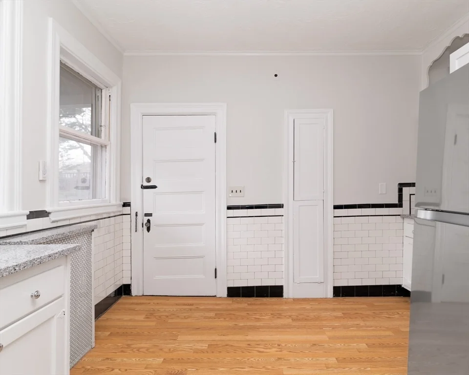 2 bed, 1 bath apartment for rent at 79 Naples Unit 1, North Brookline — photo 7 of 16