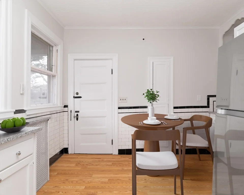 2 bed, 1 bath apartment for rent at 79 Naples Unit 1, North Brookline — photo 6 of 16