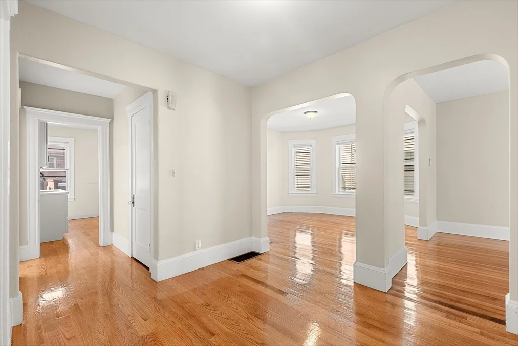 3 bed, 1 bath apartment for rent at 79 Nelson St Unit 1, Dorchester — photo 14 of 27