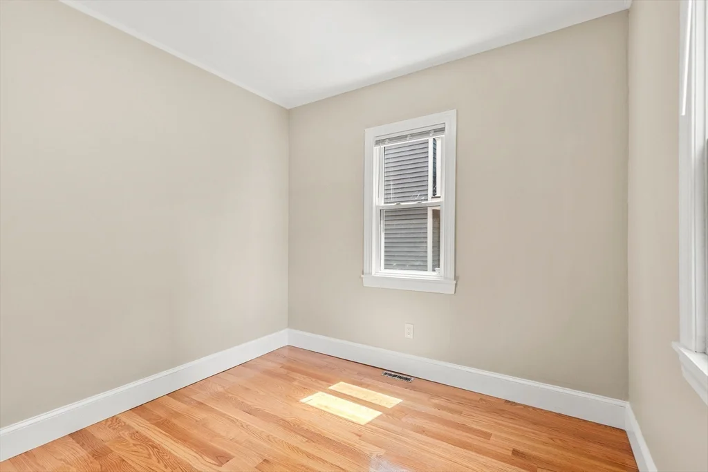 3 bed, 1 bath apartment for rent at 79 Nelson St Unit 1, Dorchester — photo 23 of 27