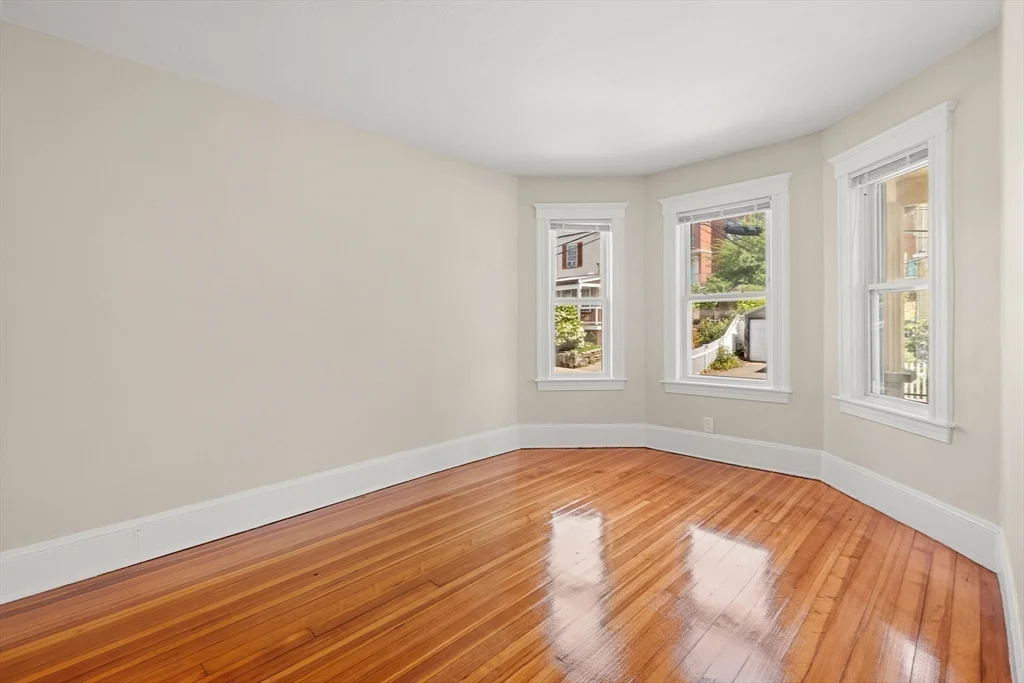 3 bed, 1 bath apartment for rent at 79 Nelson St Unit 1, Dorchester — photo 10 of 27