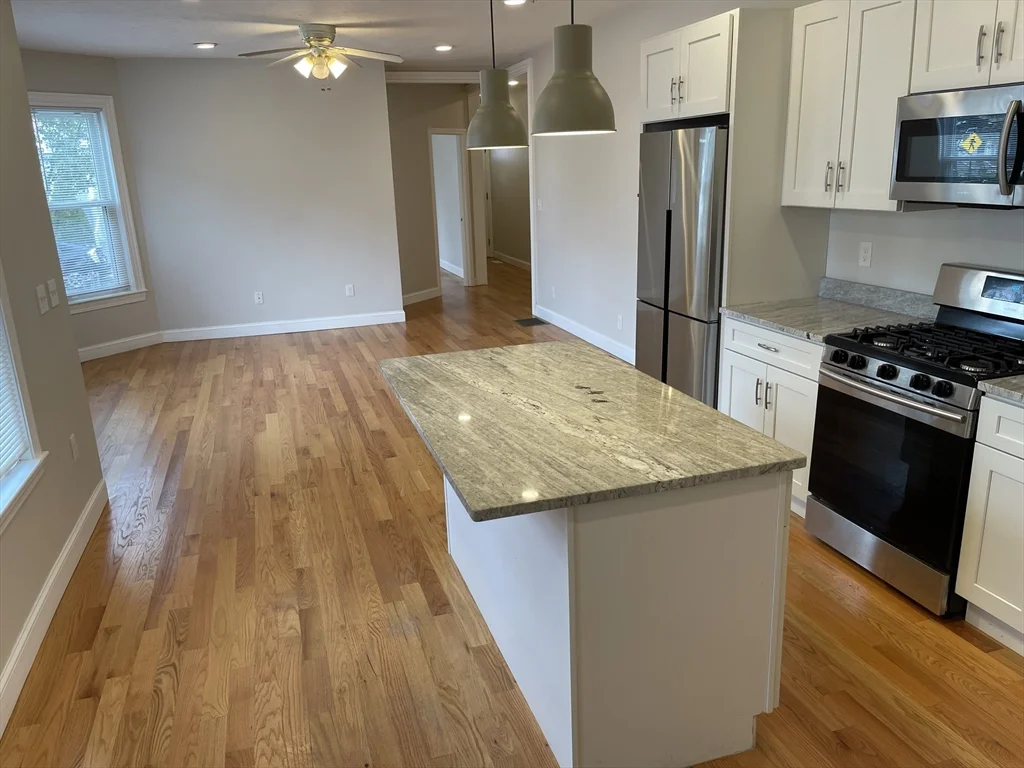 3 bed, 2 bath apartment for rent at 79 Newton St Unit 79, Ward Two — photo 20 of 24