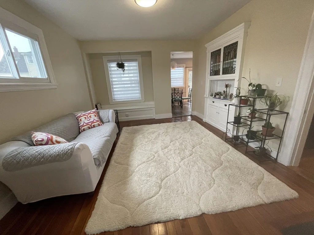 6 bed, 3 bath apartment for rent at 79 Park St, Boston — photo 3 of 18