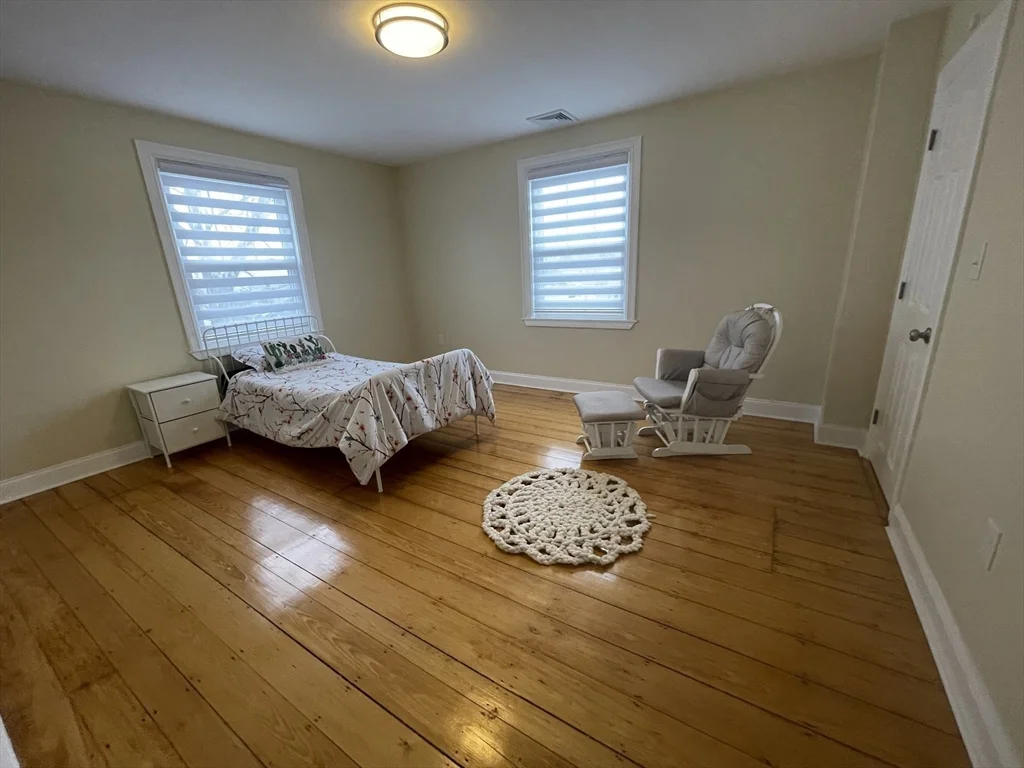 6 bed, 3 bath apartment for rent at 79 Park St, Boston — photo 6 of 18