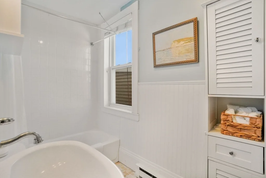 2 bed, 1 bath apartment for rent at 79 Pearl St Unit 3, Charlestown — photo 17 of 21