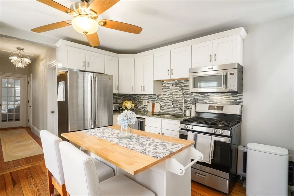 2 bed, 1 bath apartment for rent at 79 Pearl St Unit 3, Charlestown — photo 10 of 21