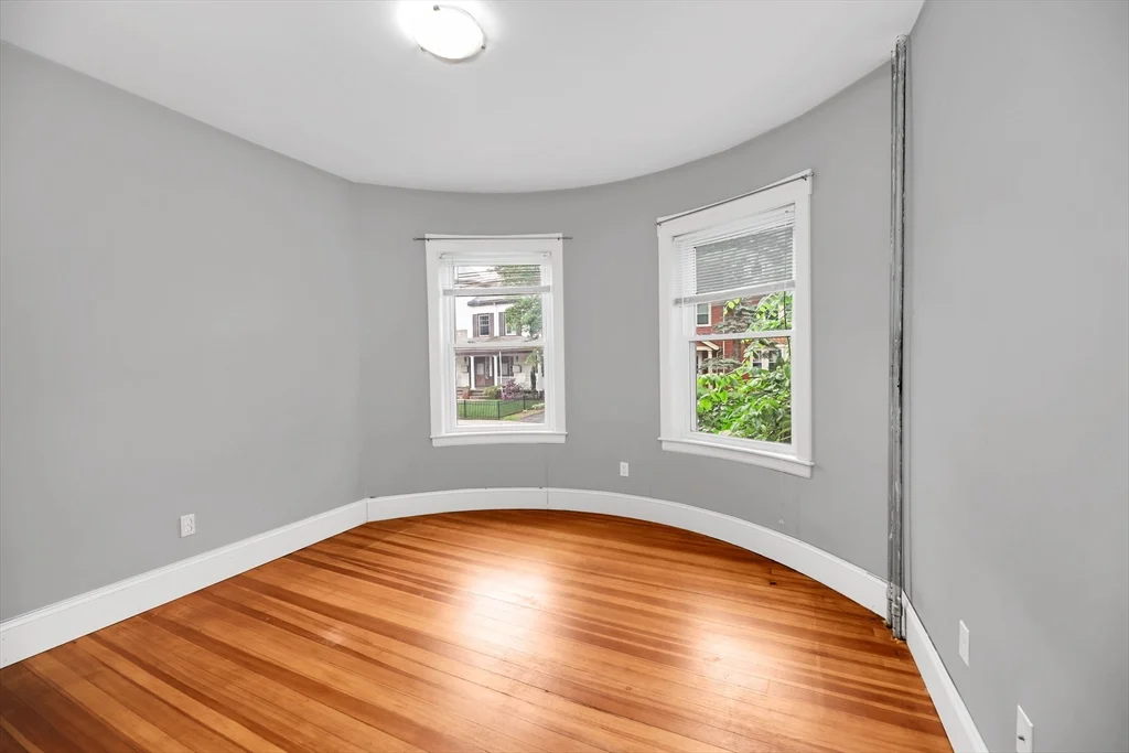 4 bed, 3 bath apartment for rent at 79 Perkins St Unit 1, Jamaica Plain — photo 14 of 19