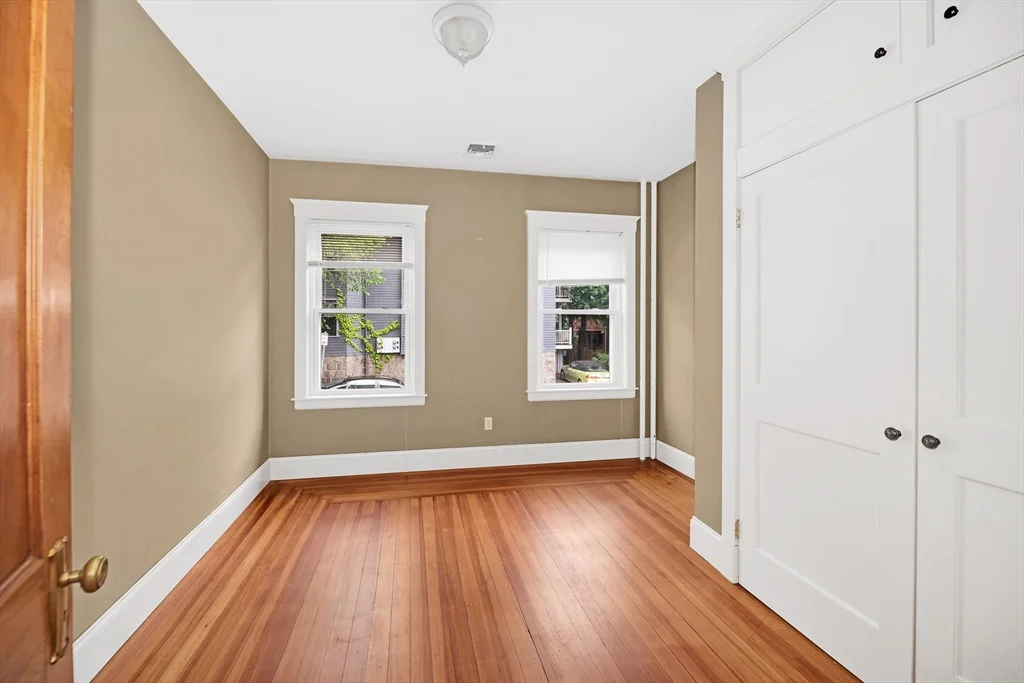 4 bed, 3 bath apartment for rent at 79 Perkins St Unit 1, Jamaica Plain — photo 8 of 19