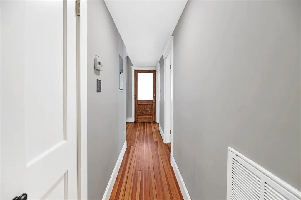 4 bed, 3 bath apartment for rent at 79 Perkins St Unit 1, Jamaica Plain — photo 7 of 19