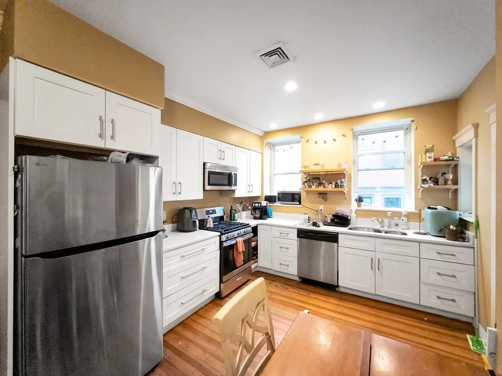 4 bed, 3 bath apartment for rent at 79 Perkins St Unit 2, Jamaica Plain