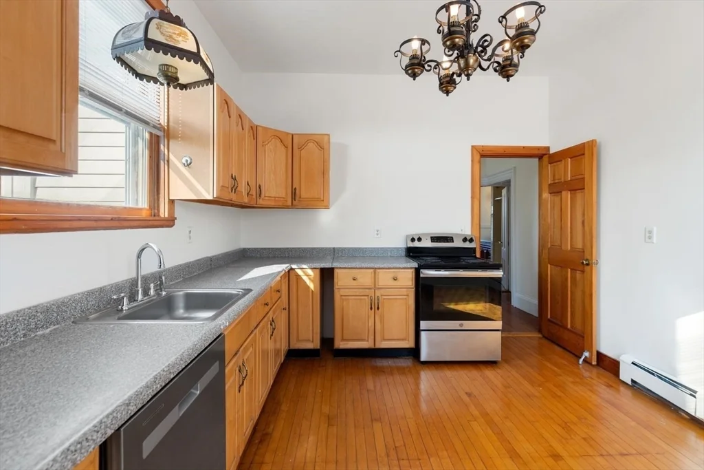 2 bed, 2 bath apartment for rent at 79 Prospect Unit 2, Gloucester — photo 11 of 27