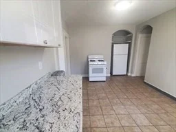 2 bed, 1 bath apartment for rent at 79 Rosseter St Unit 1, Dorchester