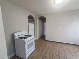2 bed, 1 bath apartment for rent at 79 Rosseter St Unit 1, Dorchester — photo 3 of 11