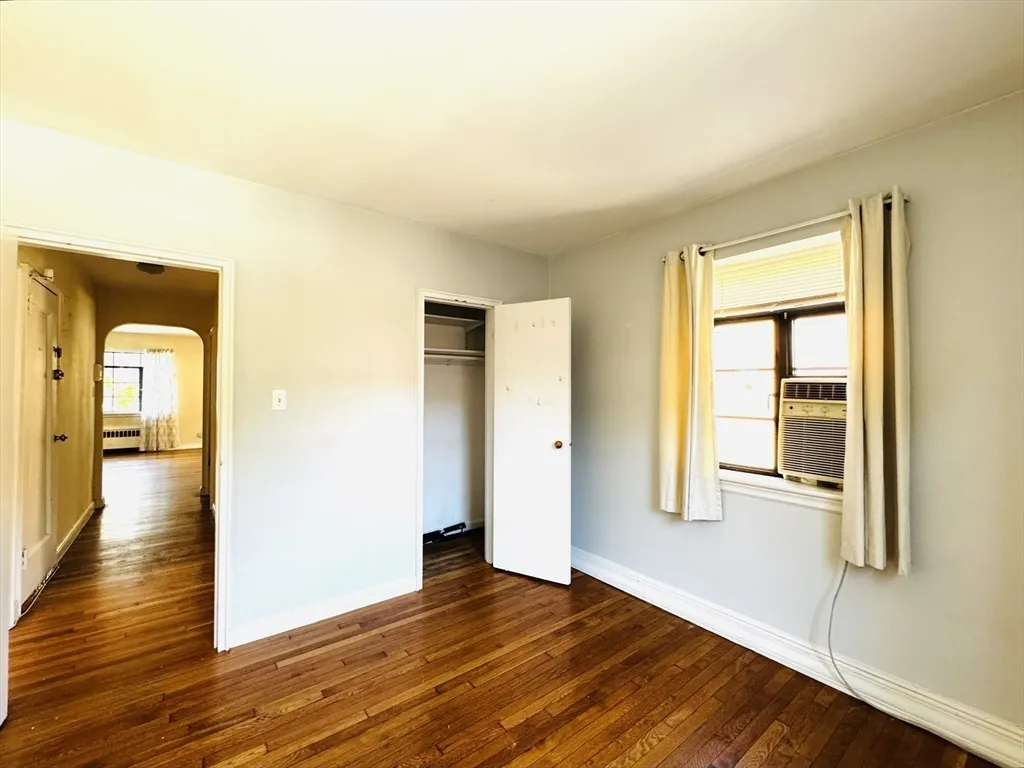 2 bed, 1 bath apartment for rent at 79 Sutherland Rd Unit 3, Brighton — photo 12 of 17