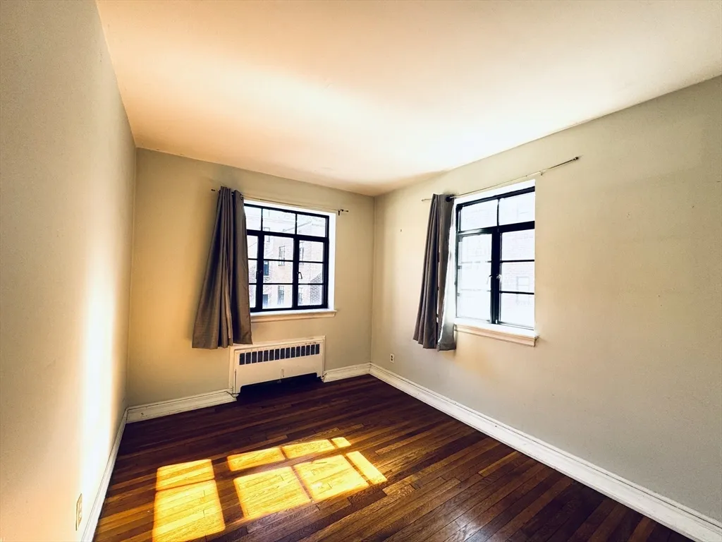 2 bed, 1 bath apartment for rent at 79 Sutherland Rd Unit 3, Brighton — photo 7 of 17