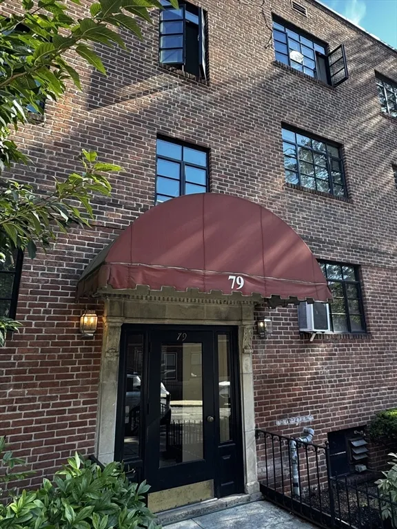 2 bed, 1 bath apartment for rent at 79 Sutherland Rd Unit 3, Brighton — photo 1 of 17