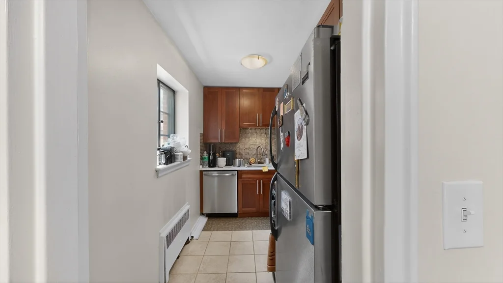 2 bed, 1 bath apartment for rent at 79 Sutherland Rd Unit 5, Brighton — photo 7 of 13