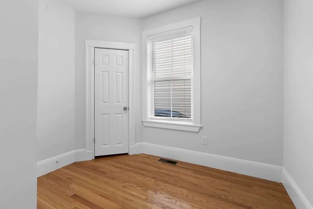 3 bed, 1 bath apartment for rent at 79 Sydney St Unit 2A, Dorchester — photo 6 of 14