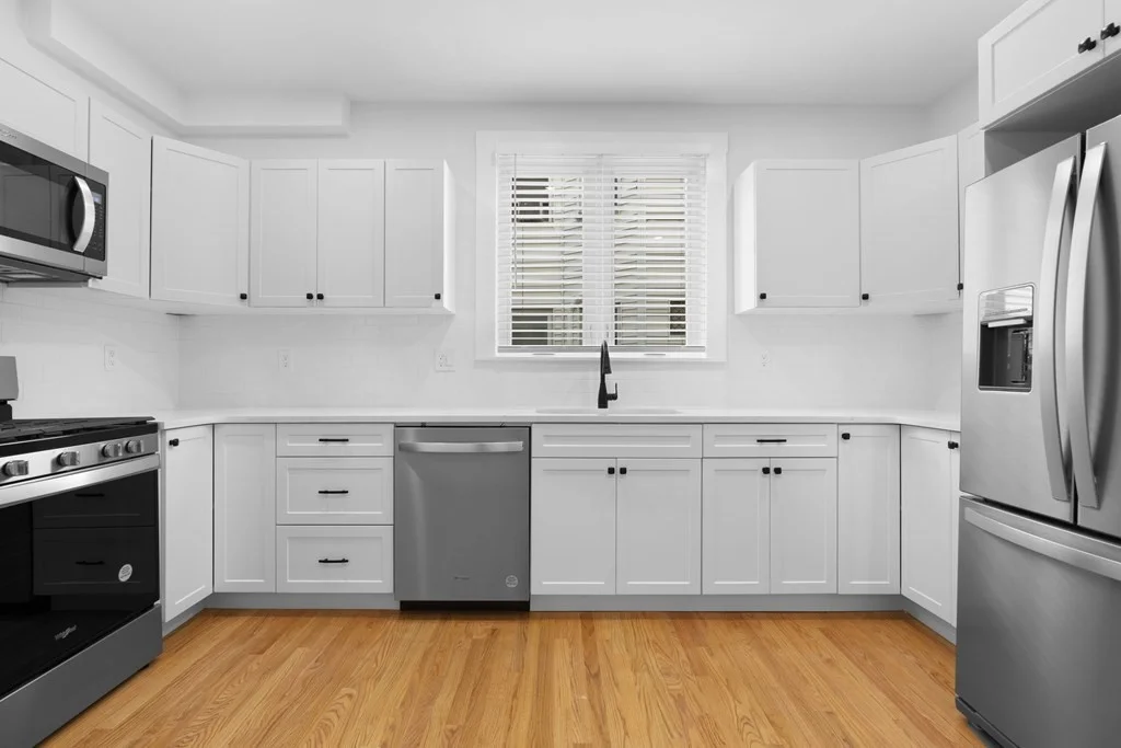 3 bed, 1 bath apartment for rent at 79 Sydney St Unit 2A, Dorchester — photo 2 of 14