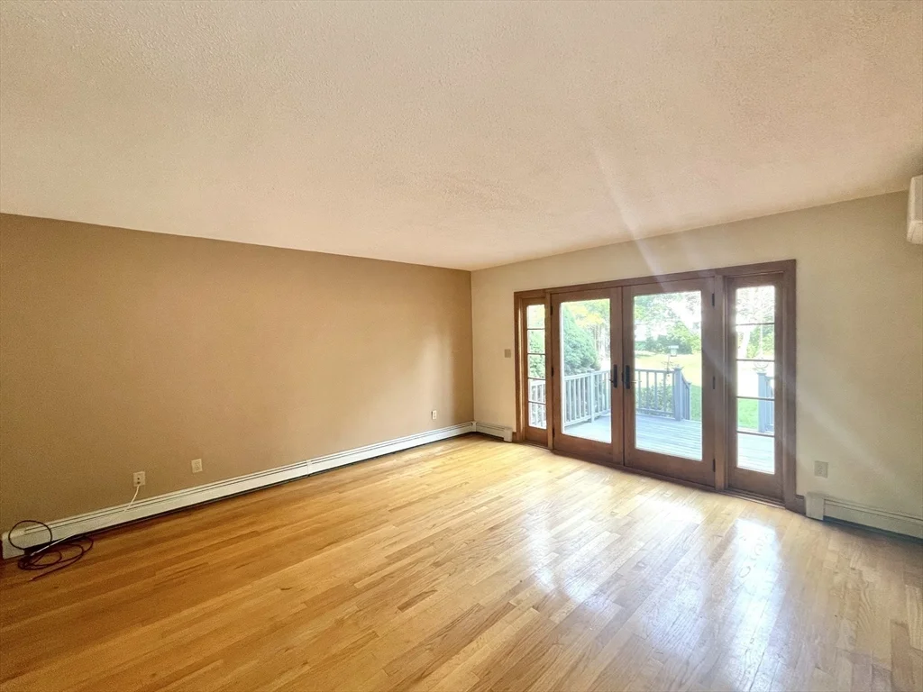 2 bed, 1 bath apartment for rent at 79 Temple Unit 1, Abington — photo 5 of 20