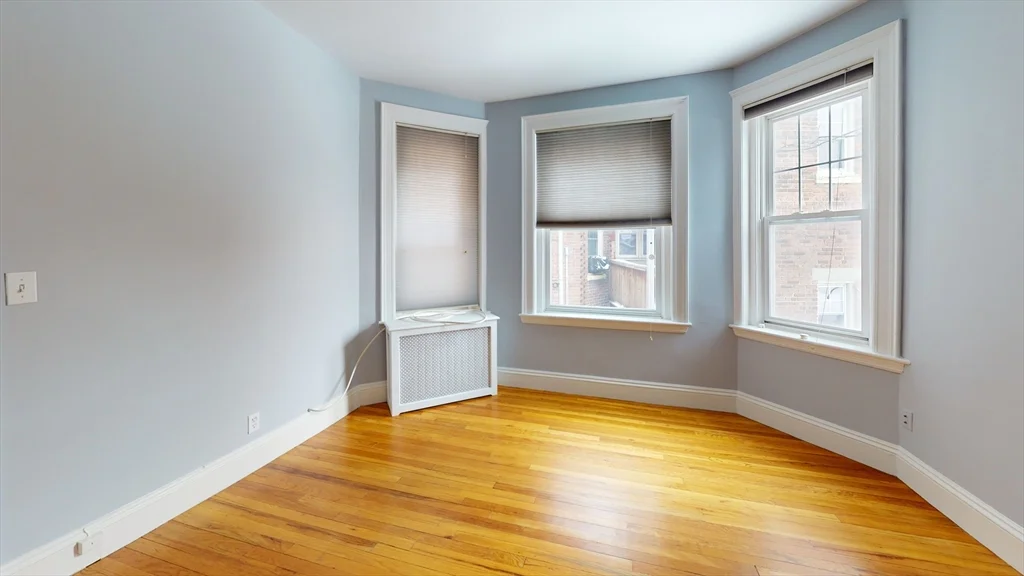 2 bed, 1 bath apartment for rent at 79 Thatcher St Unit 2, Coolidge Corner — photo 5 of 13