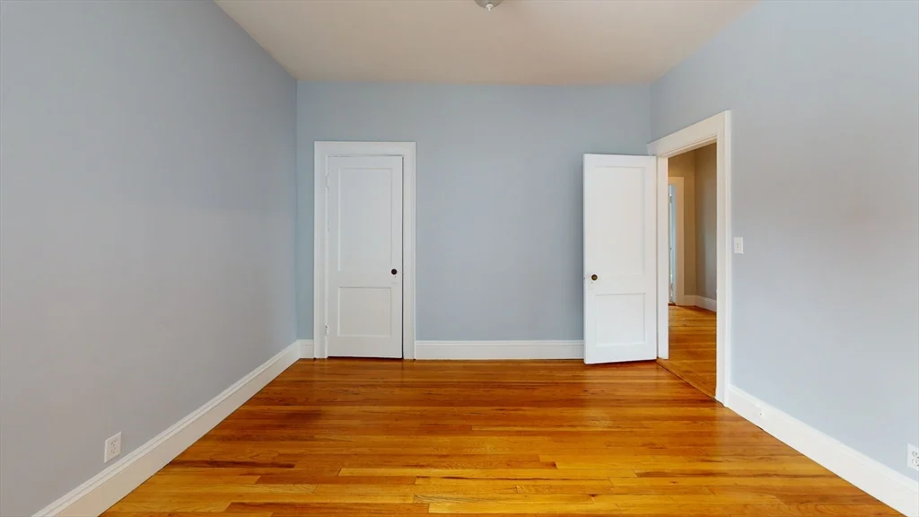 2 bed, 1 bath apartment for rent at 79 Thatcher St Unit 2, Coolidge Corner — photo 6 of 13