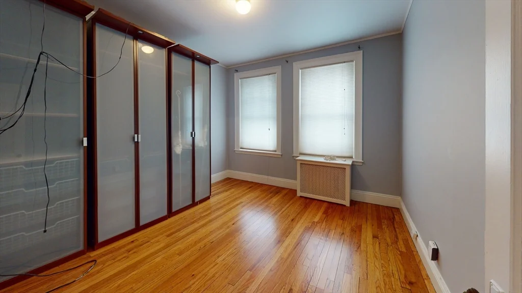 2 bed, 1 bath apartment for rent at 79 Thatcher St Unit 2, Coolidge Corner — photo 4 of 13
