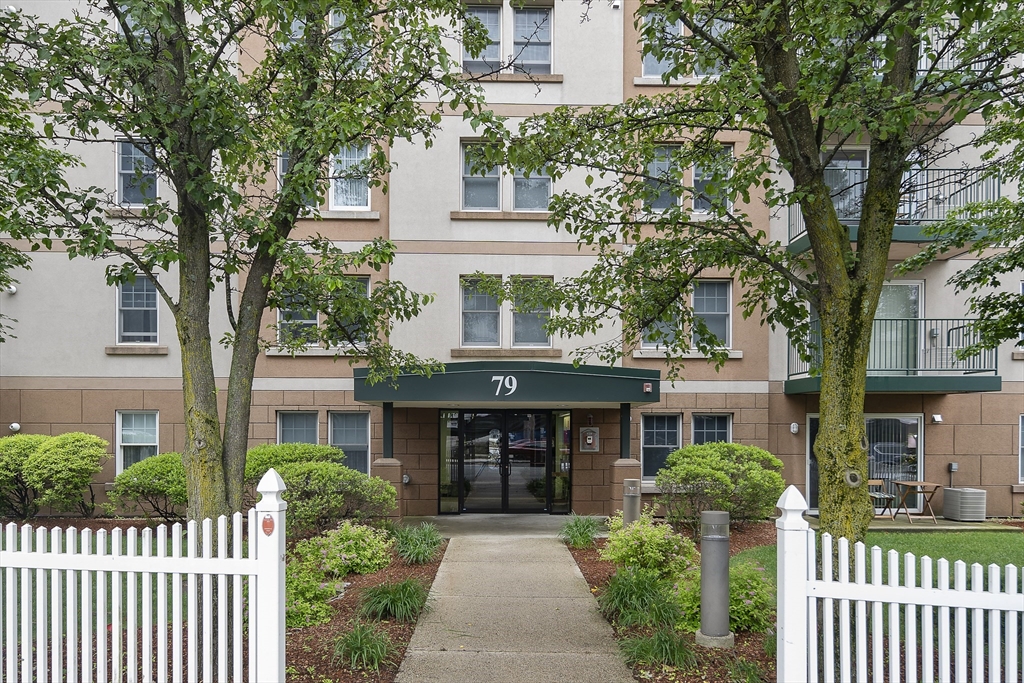 2 bed, 2 bath apartment for rent at 79 Waite St Ext Unit 53, Malden — photo 1 of 14