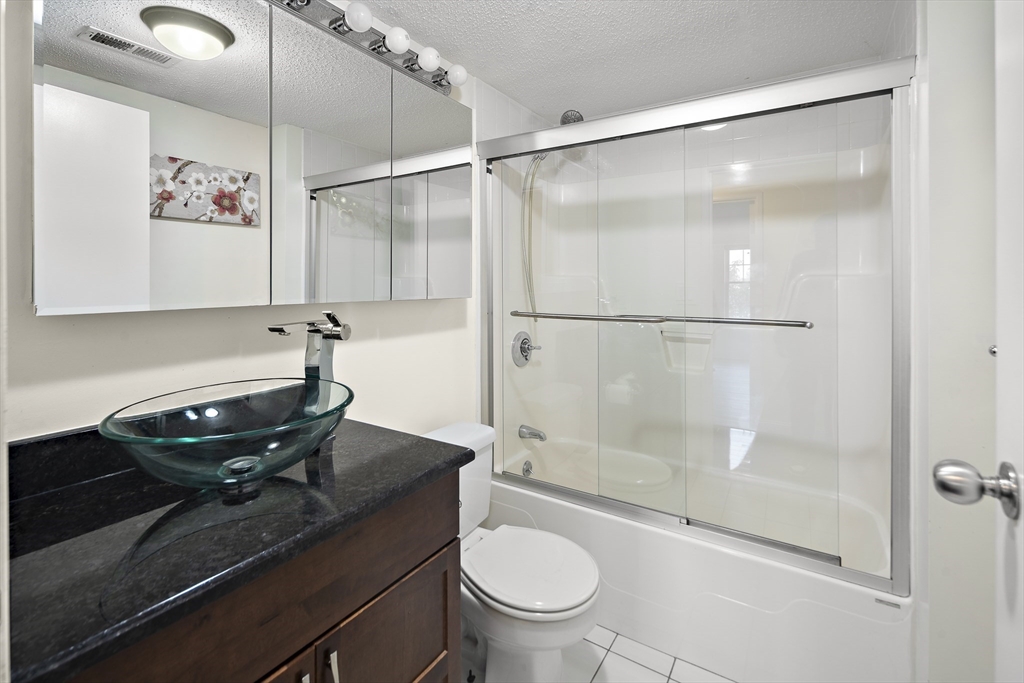 2 bed, 2 bath apartment for rent at 79 Waite St Ext Unit 53, Malden — photo 8 of 14