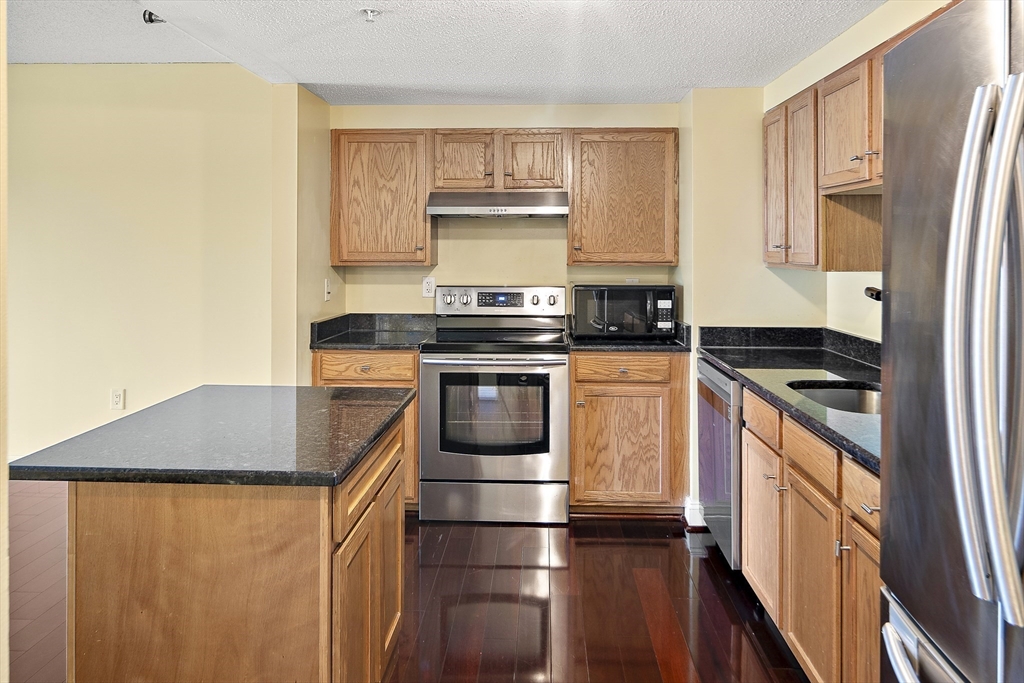 2 bed, 2 bath apartment for rent at 79 Waite St Ext Unit 53, Malden — photo 4 of 14